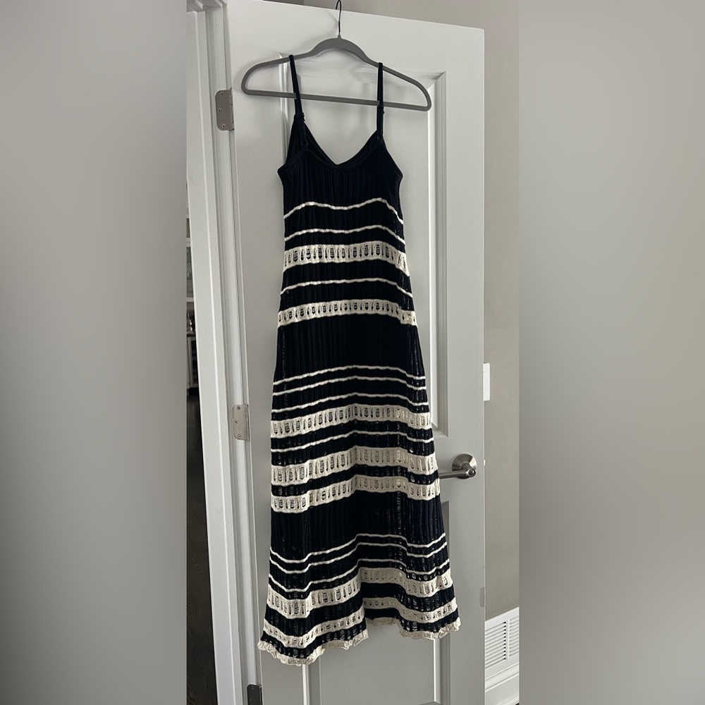 NWT Abercrombie & Fitch Crochet-Style Maxi Dress Size Medium - Picture 6 of 10